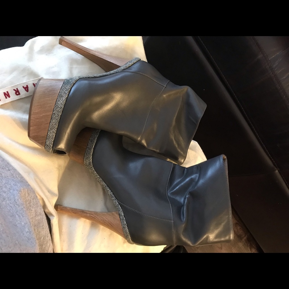Marni brown leather peep toe boot